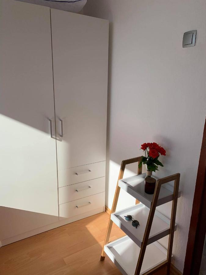 Apartman Mare Blace Exteriör bild