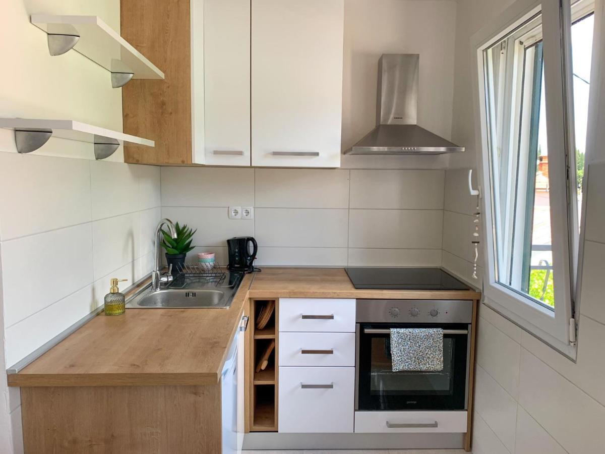 Apartman Mare Blace Exteriör bild