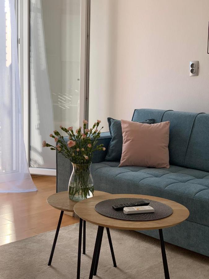 Apartman Mare Blace Exteriör bild