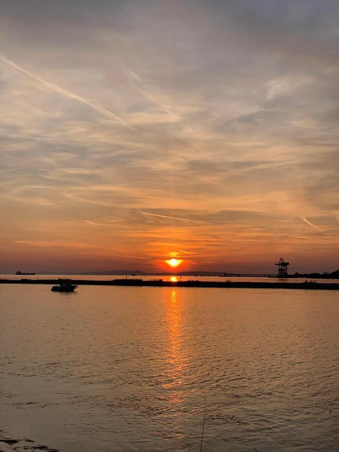 Apartman Mare Blace Exteriör bild